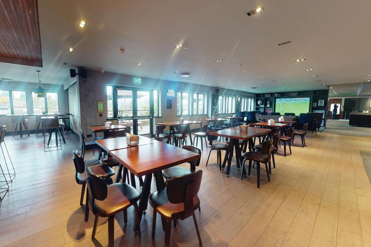 Village Hotel Birmingham Walsall Eksteriør billede