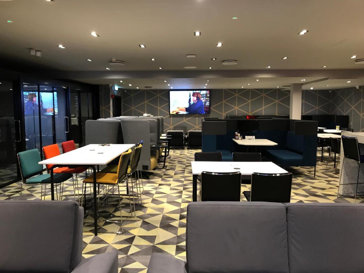 Village Hotel Birmingham Walsall Eksteriør billede